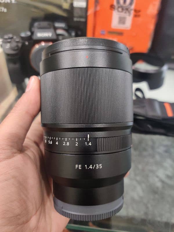 Sony Lens 35mm 1.4 for sale 1