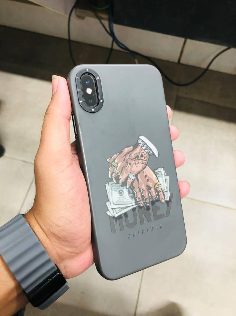 Apple iPhone XS Max 1