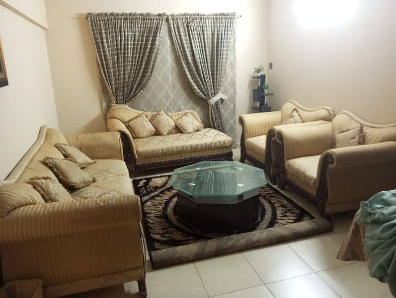 sofa set with free table 0