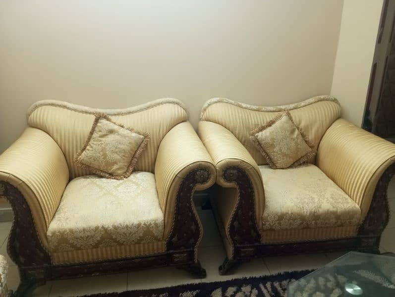 sofa set with free table 1