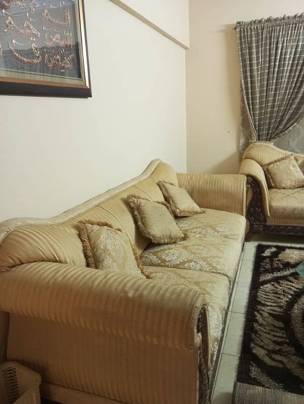 sofa set with free table 3