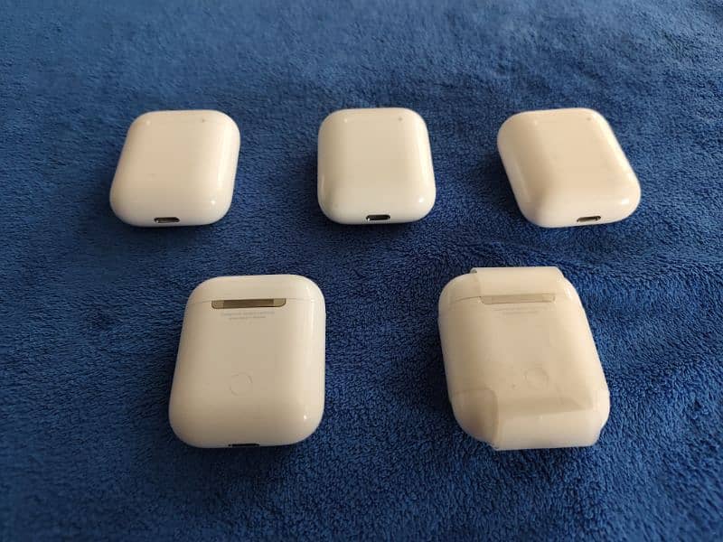 apple airpods 2 orignal 10/10 condshn 0