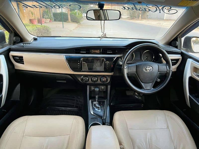 Toyota Corolla Altis Grande 2015 registration 2016 10