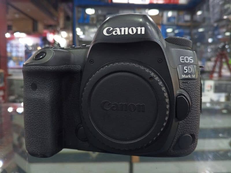 Canon 5D mark IV 1