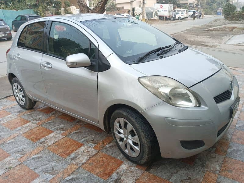 Toyota Vitz 2010 2