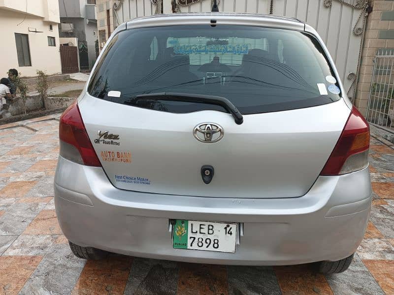 Toyota Vitz 2010 4