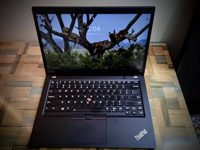 T490s i7 8genration touch 1