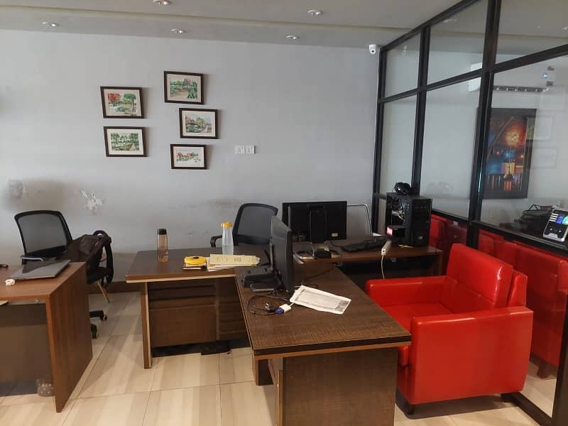 8 Marla Full Luxery Office Fully Renovate With Biggest Elevator Installed For Rent In DHA Phase-4 16