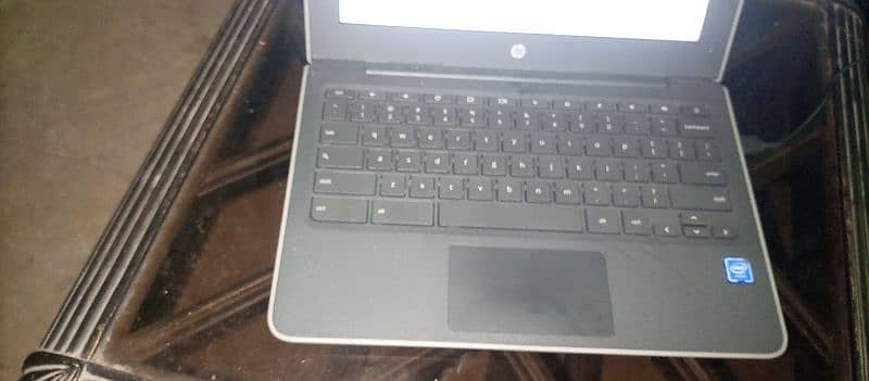 Hp Chromebook 4Gb or 16 Gb 1