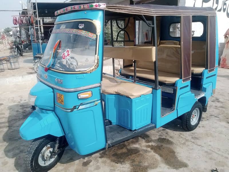 Sazgar chingchi Rickshaw 9 seater 2024-9-26 model like NEW 3