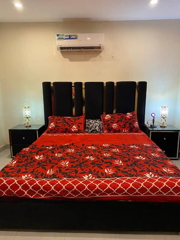 1 Bed Fully Furnished Apartment For Rent In Iqbal Block Bahria Town Lahore 0