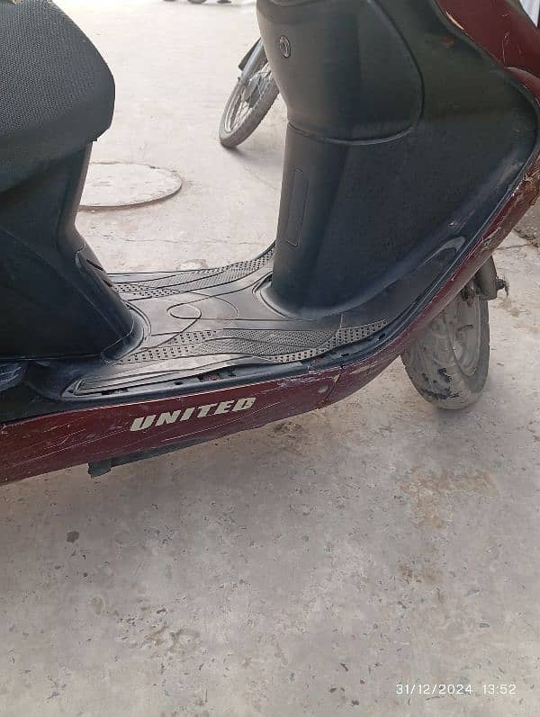 United Scooter for sale 7