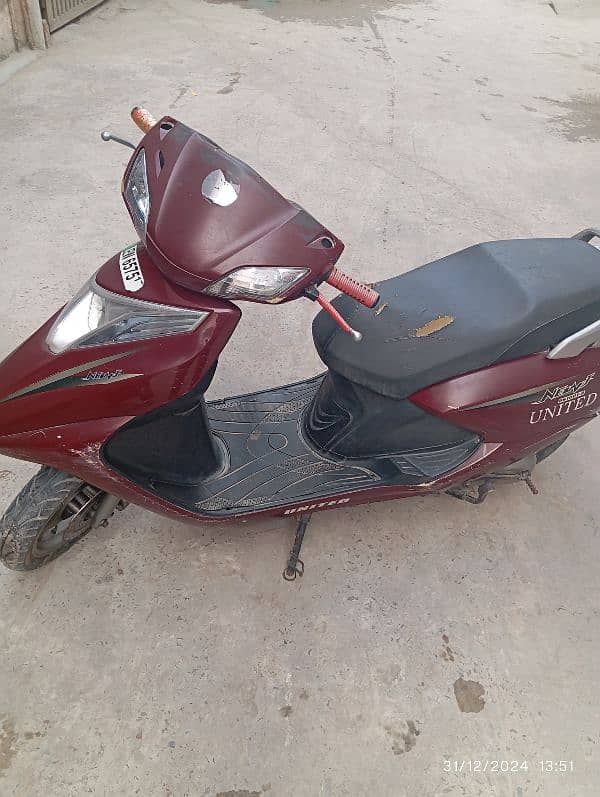 United Scooter for sale 12