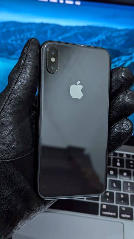 iPhone X PTA Waterpack 0