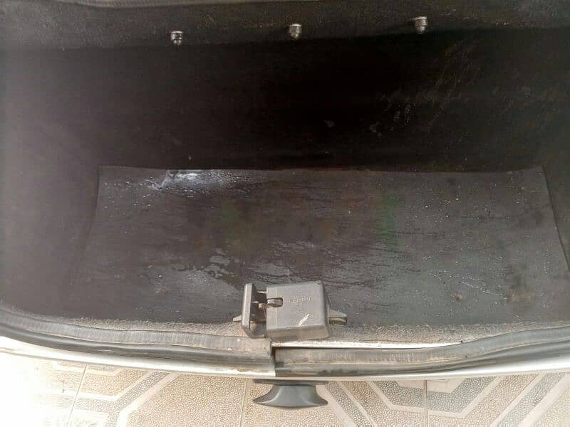 toyota hilux vigo Rocco , Carry boy, storage trunk box, good condition 4