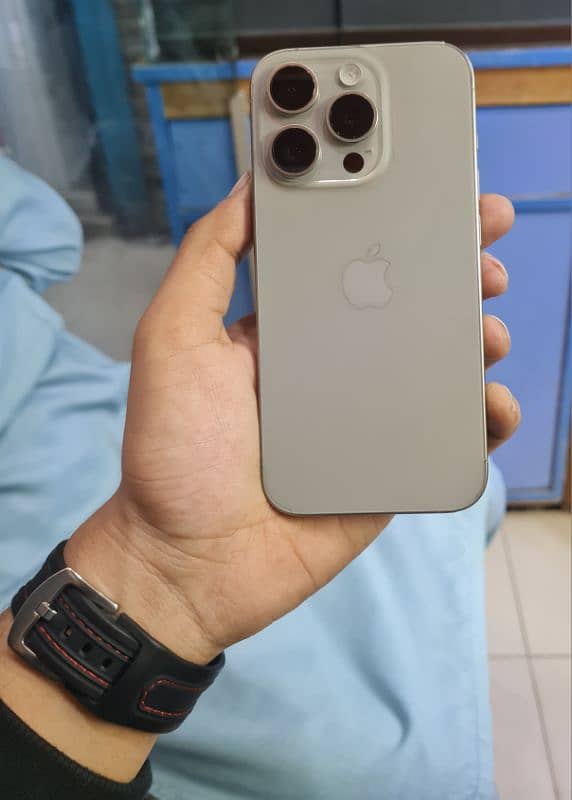 iphone 15pro 256 bypaas Non pta 0