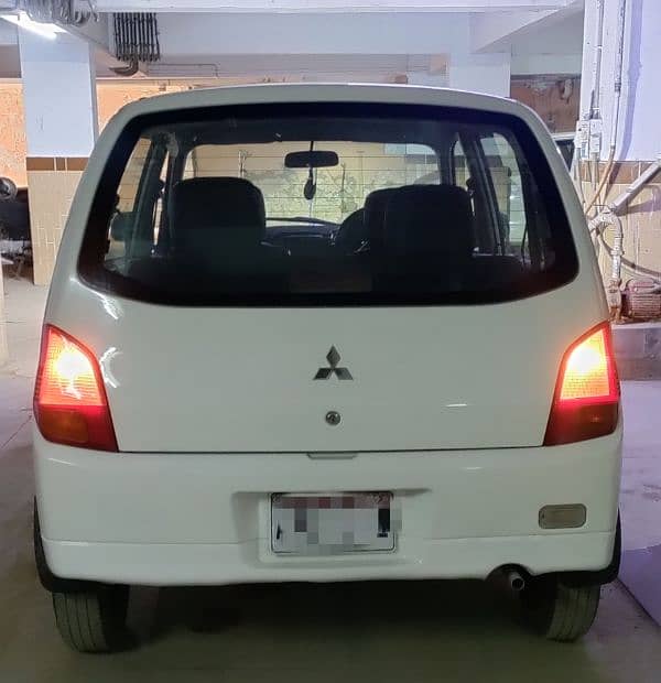 Mitsubishi Minica 2007 1