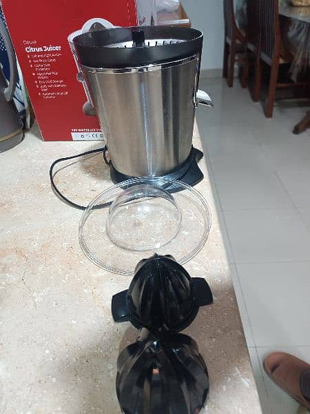 Kenwood Citrus Juicer 4