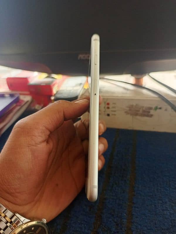 iPhone 6 plus pta 128gb. . all ok sat hy 2