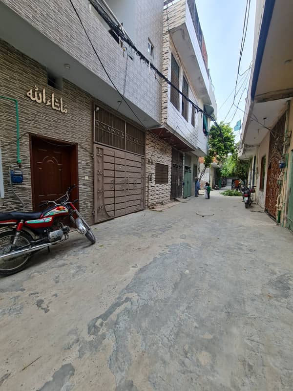 3 Marla House Ideal Location Nishtar Colony 3