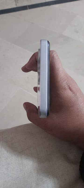 INFINIX HOT 30 4