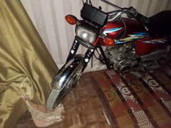 Honda 125 2018 red full ok condition