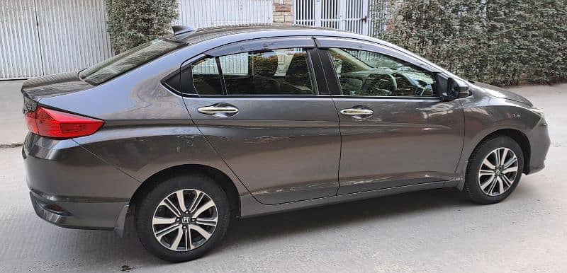 Honda City Aspire 2022 1.5 Automatic Full Option 4