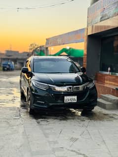 Honda vezel 2016 model