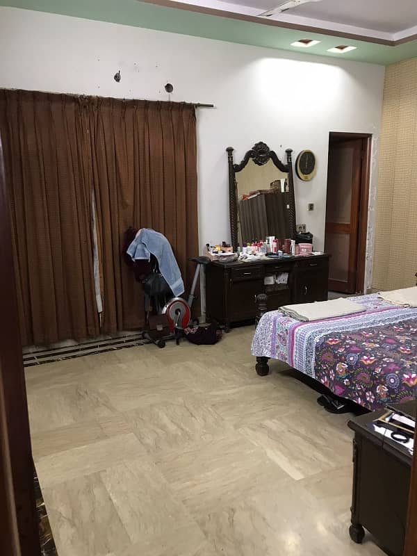 10 Marla House For Sale In Johar Town 6