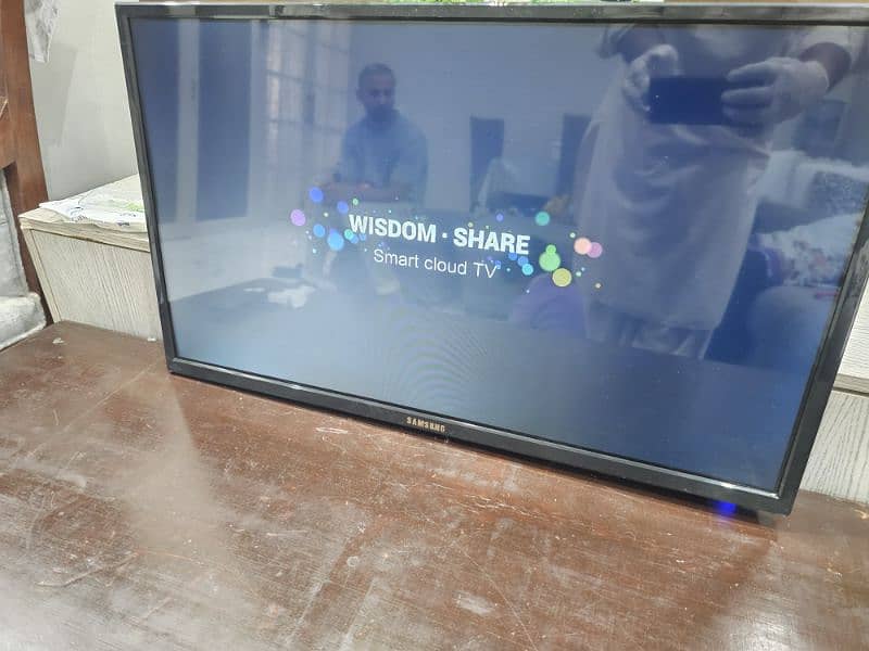 32 inch led tv perfect condition 2