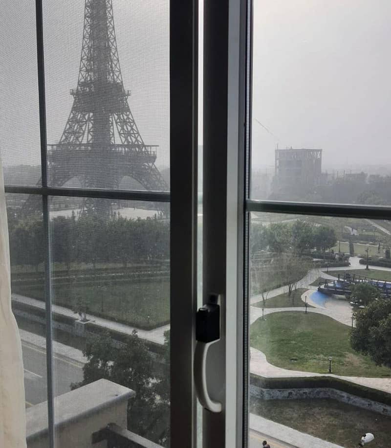 ONE BED LUXURY FURNISHED FACING EIFFLE TOWER FOR RENT 3