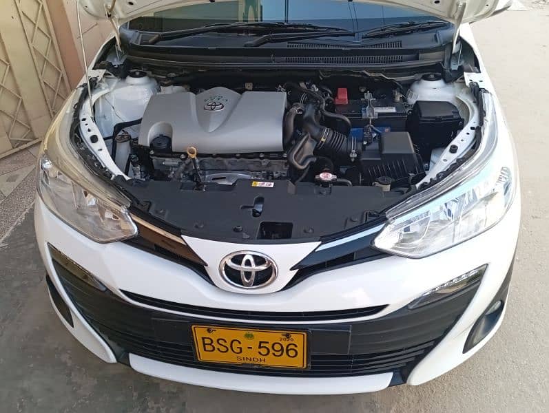 Toyota Yaris 1.5 ativ x auto 1