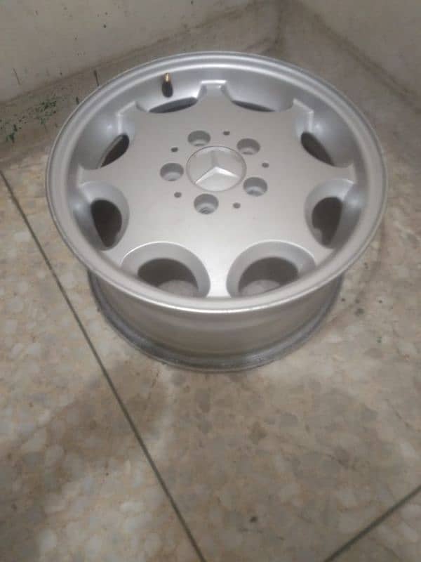 Mercedes Original Pull-Out Rims 1