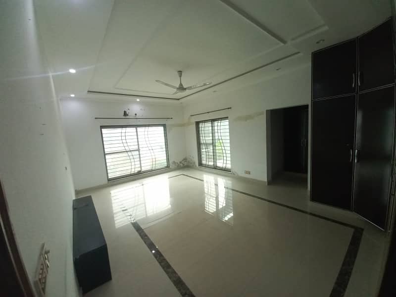 22 Marla upper Portion For Rent Available In DHA Rahbar 11 Sector 1 Defence Road Lahore Bijli Pani Gas Available 8