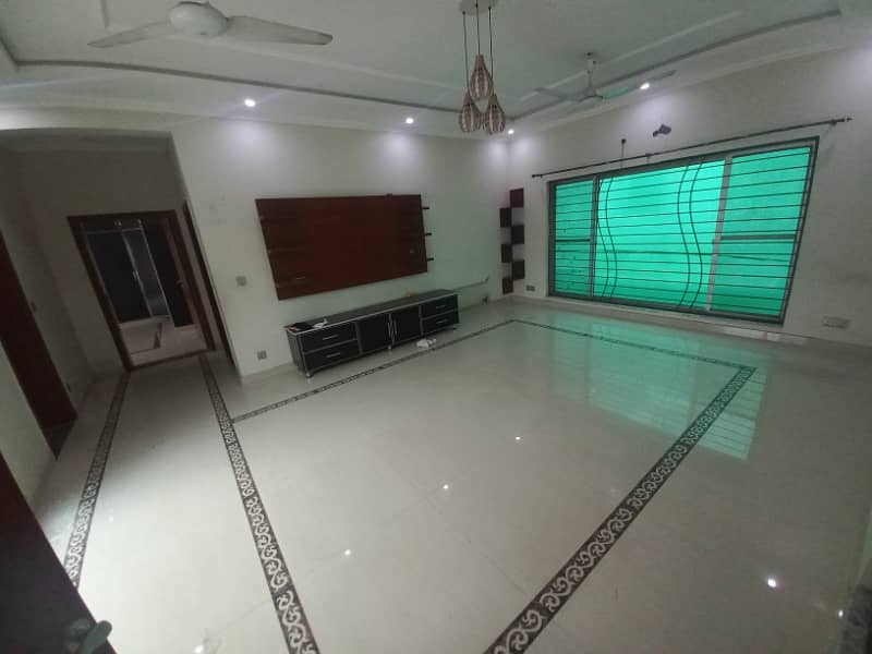 22 Marla upper Portion For Rent Available In DHA Rahbar 11 Sector 1 Defence Road Lahore Bijli Pani Gas Available 16