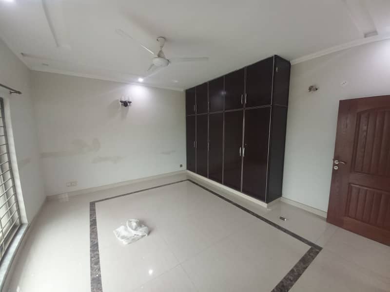 22 Marla upper Portion For Rent Available In DHA Rahbar 11 Sector 1 Defence Road Lahore Bijli Pani Gas Available 23