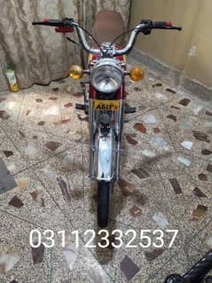 Honda 70 Karachi 1975 in liyaqatabad plz add detail parhe