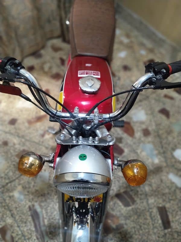 Honda 70 Karachi 1975 in liyaqatabad plz add detail parhe 11