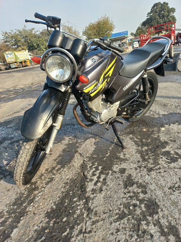 Yamaha YBR 125G 1