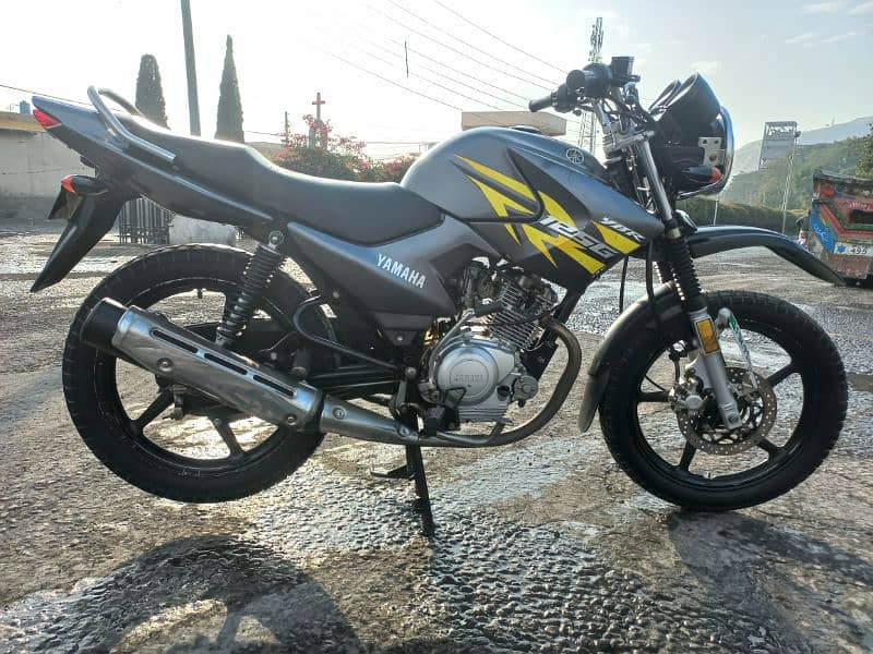 Yamaha YBR 125G 8