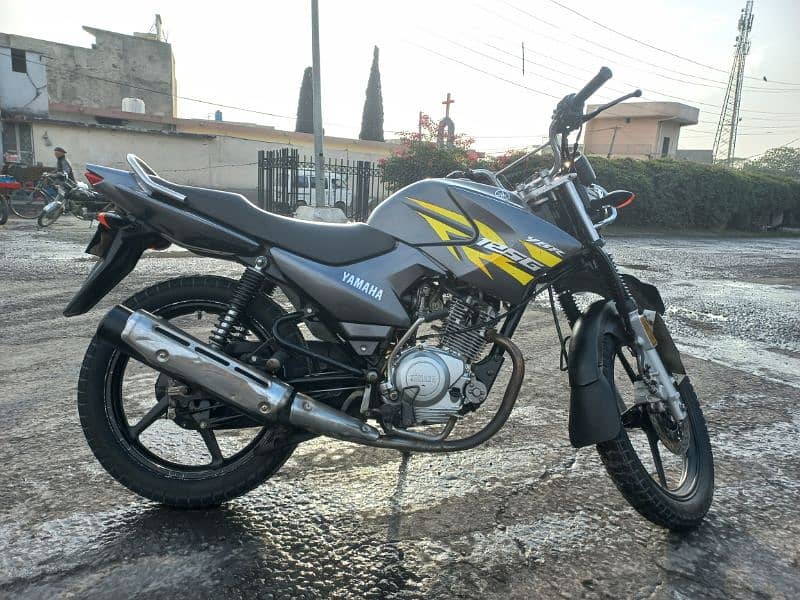 Yamaha YBR 125G 15