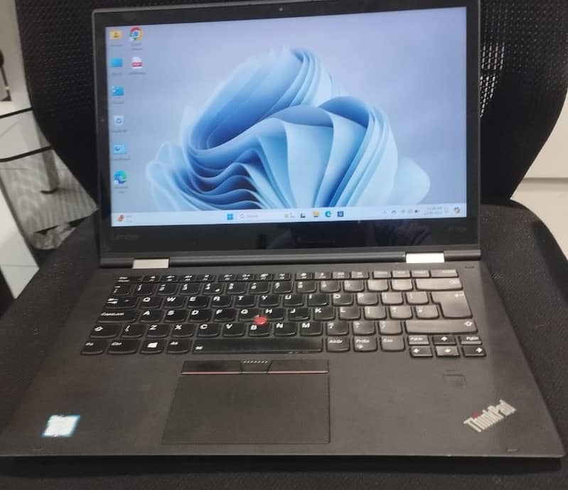 lenovo thinkpad x1 yoga 360 (i7 generation)S/N R9-0NUWSG 17/08 0