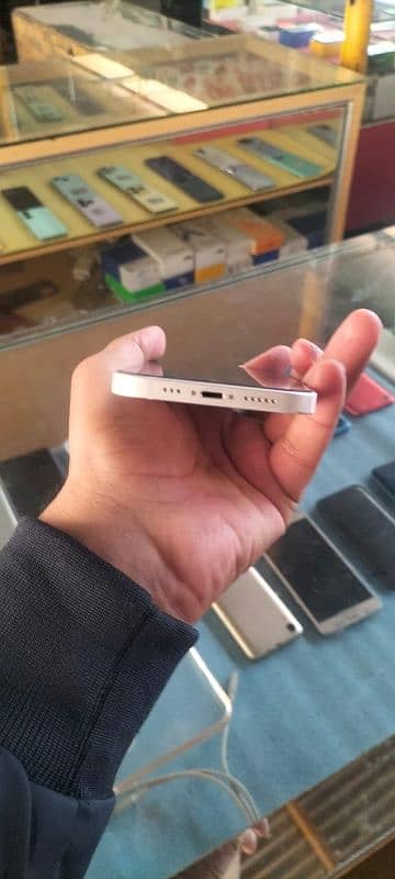 iPhone 12 NON PTA  Colour  white  Health 83 Memory 128 5