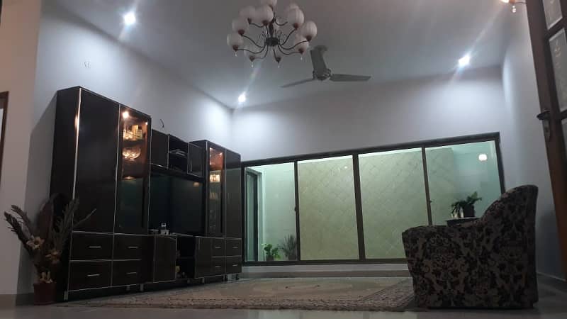 Kanal Single Storey House For Rent Near Wapda Town Society Lahore 10