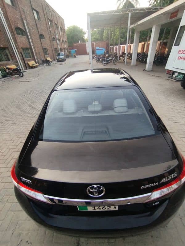 Toyota Corolla Altis 2015/18 5