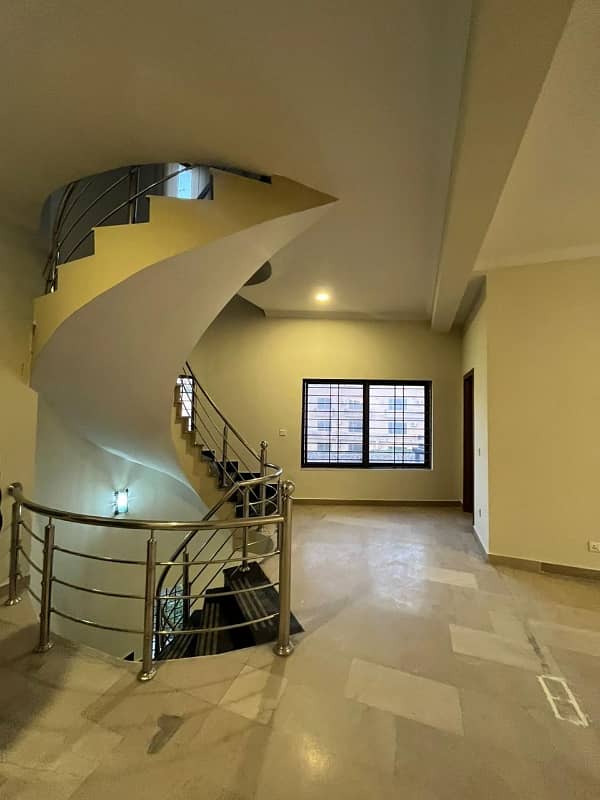 For Commercial And Family Triple Storey 1 Kanal House For Rent For Office Guest House Bedroom Attached Washroom House For Rent At Prime Location 16