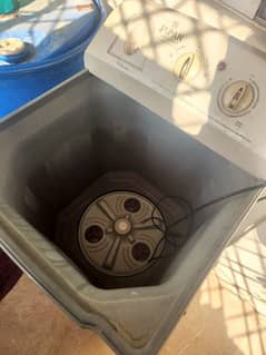 washing machine for sale in running condition