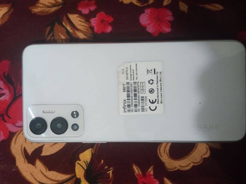 Infinix hot 12 6+5 128 0