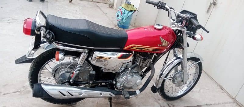 Honda 125 special edition 3