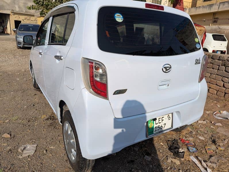 Daihatsu Mira 2016 1